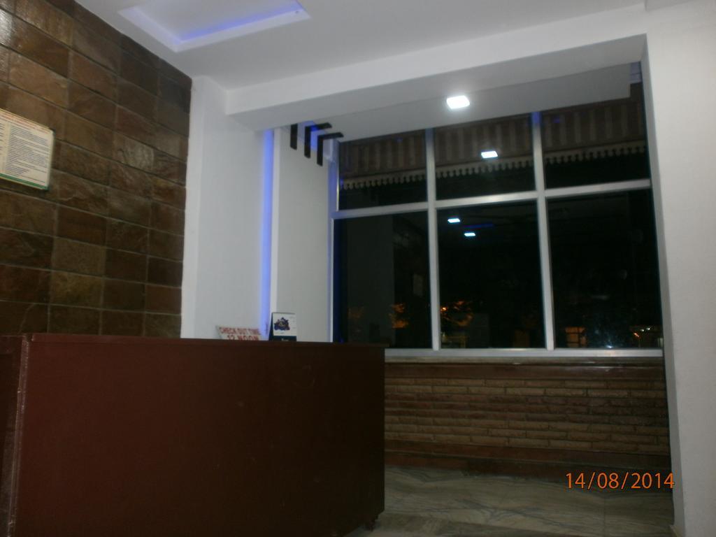 Hotel Safari Agra  Exterior foto